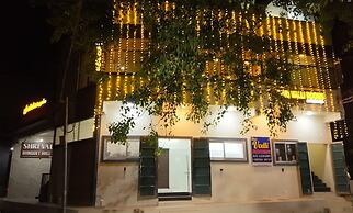 Shri Valli Rooms