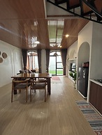 Diamond Cabin 3
