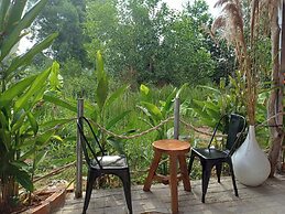 Lucky Home - Boutique Tropical Hideaway