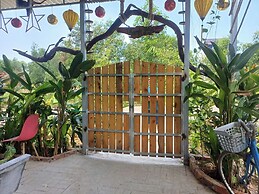 Lucky Home - Boutique Tropical Hideaway