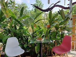 Lucky Home - Boutique Tropical Hideaway