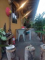 Lucky Home - Boutique Tropical Hideaway