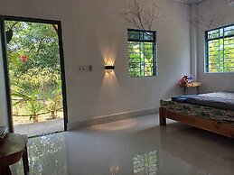 Lucky Home - Boutique Tropical Hideaway