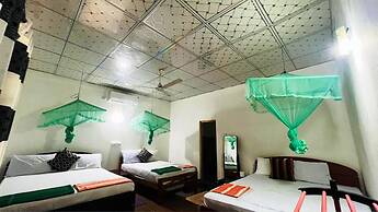 Lal Home Stay