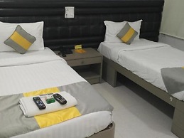 La Riviera Suites