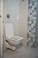 La Riviera Suites
