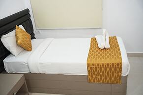 La Riviera Suites