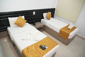 La Riviera Suites