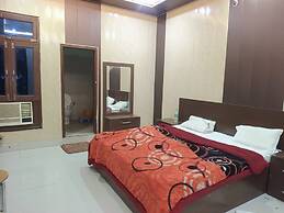 Hotel TR INN Mainpuri