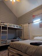 Lucky Pai Resort & Hostel