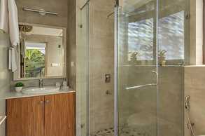 Vero Sky Penthouse by Dia