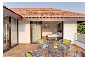 Vero Sky Penthouse by Dia