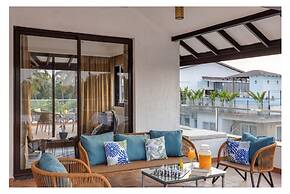 Vero Sky Penthouse by Dia