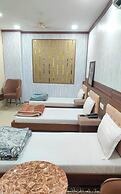 Hotel Shri Vallabh kripa