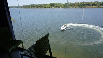 Aghanashini River Retreats