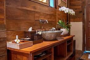 Sunia Jungle Ubud View by EPS