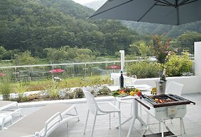 Bebridge Pool Villa Resort