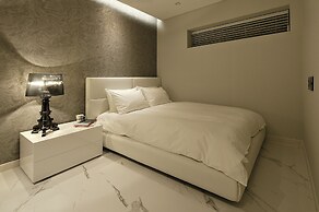 Bebridge Pool Villa Resort
