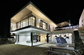 Bebridge Pool Villa Resort