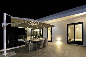 Bebridge Pool Villa Resort