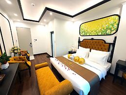 GREEN LUXURY HOTEL