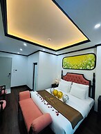 GREEN LUXURY HOTEL