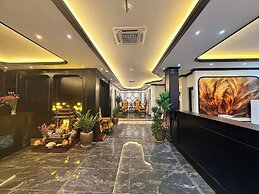 GREEN LUXURY HOTEL