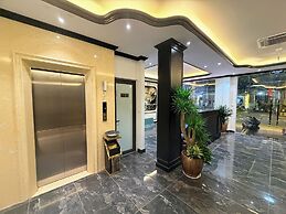 GREEN LUXURY HOTEL