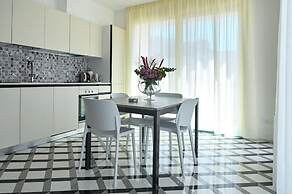 Perle Marine Suite Apartments