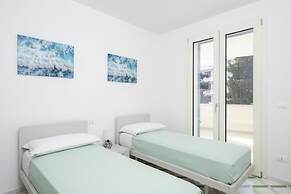 Perle Marine Suite Apartments