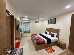SriLakshmitulasiresidency by pickurstay