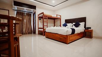 Sayora Hotels