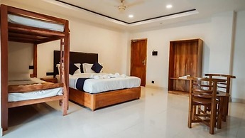 Sayora Hotels