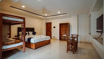 Sayora Hotels