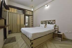 Hotel The Grand Kailash