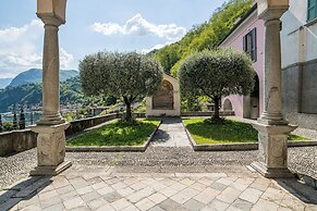 Sant' Anna Deluxe