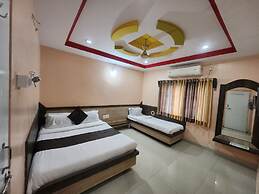 Hotel Sai Laxmi