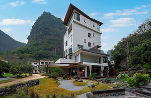 Hidden Valley Hotel