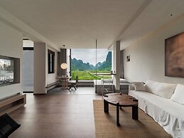 Hidden Valley Hotel
