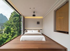 Hidden Valley Hotel