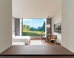 Hidden Valley Hotel
