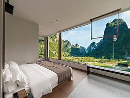 Hidden Valley Hotel