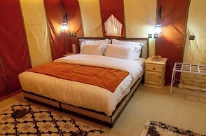 Merzouga Luxury Camp & Desert Activities