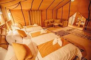 Merzouga Luxury Camp & Desert Activities