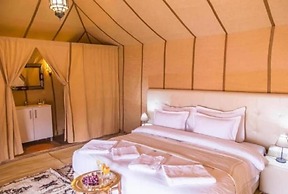 Merzouga Luxury Camp & Desert Activities