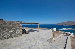 Stone Wave Kythnos