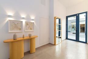 Ereza Suites
