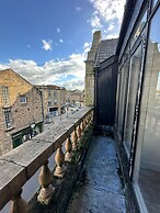 Castle Chambers Serviced Apartments