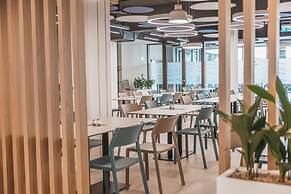 Energy Hotel & Business Center