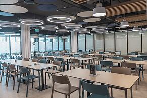 Energy Hotel & Business Center